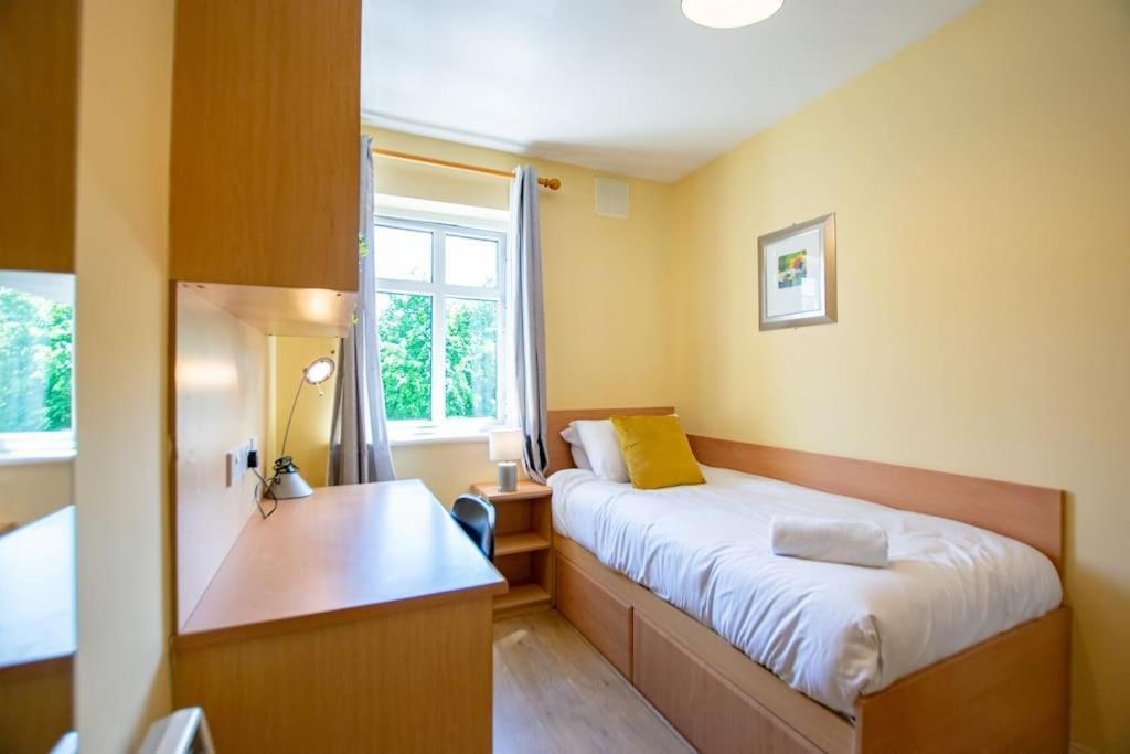 106 - The Townhouse By Shortstays Galway Kültér fotó